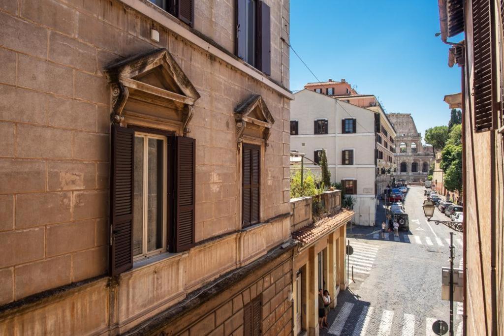 Maison Del Colosseo Rome Bagian luar foto